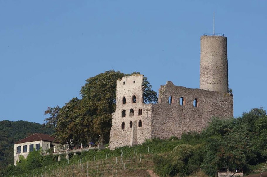 Burgruine Strahlenburg, Schriesheim, Germany